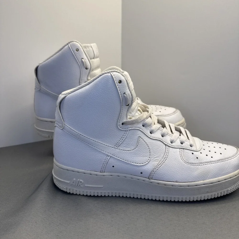 Nike Air Force 1 High 07 Mens Size 8.5 Triple‎ White Sneakers Shoes